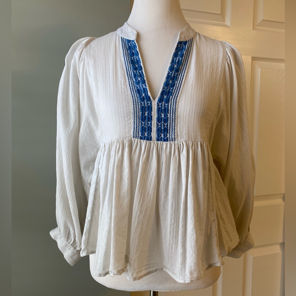 BANANA REPUBLIC Balloon Long Sleeve Top Embroidered Size Small
